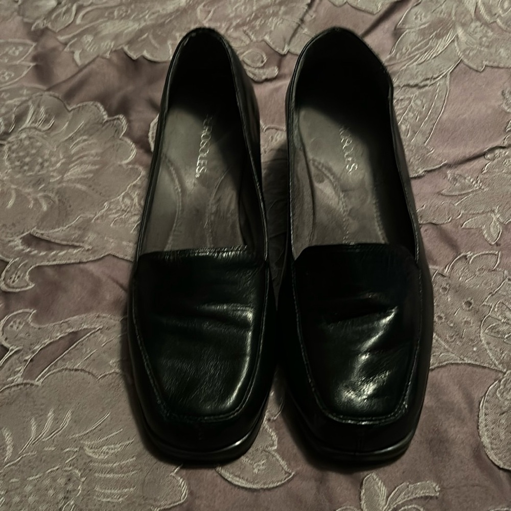 Aerosols shoes size 10